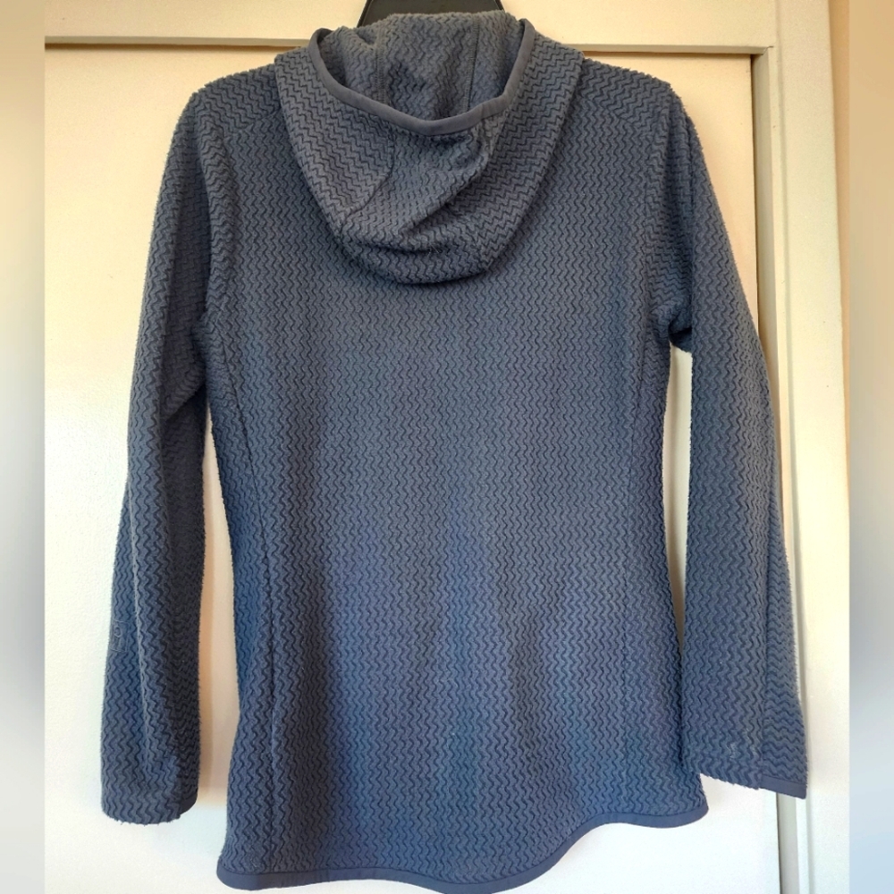 Patagonia womens Zip-up sweater - Picture 2 of 3
